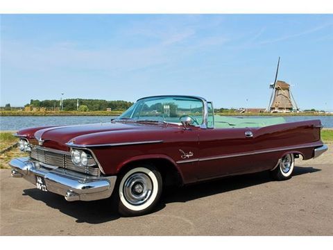 CHRYSLER IMPERIAL.jpg